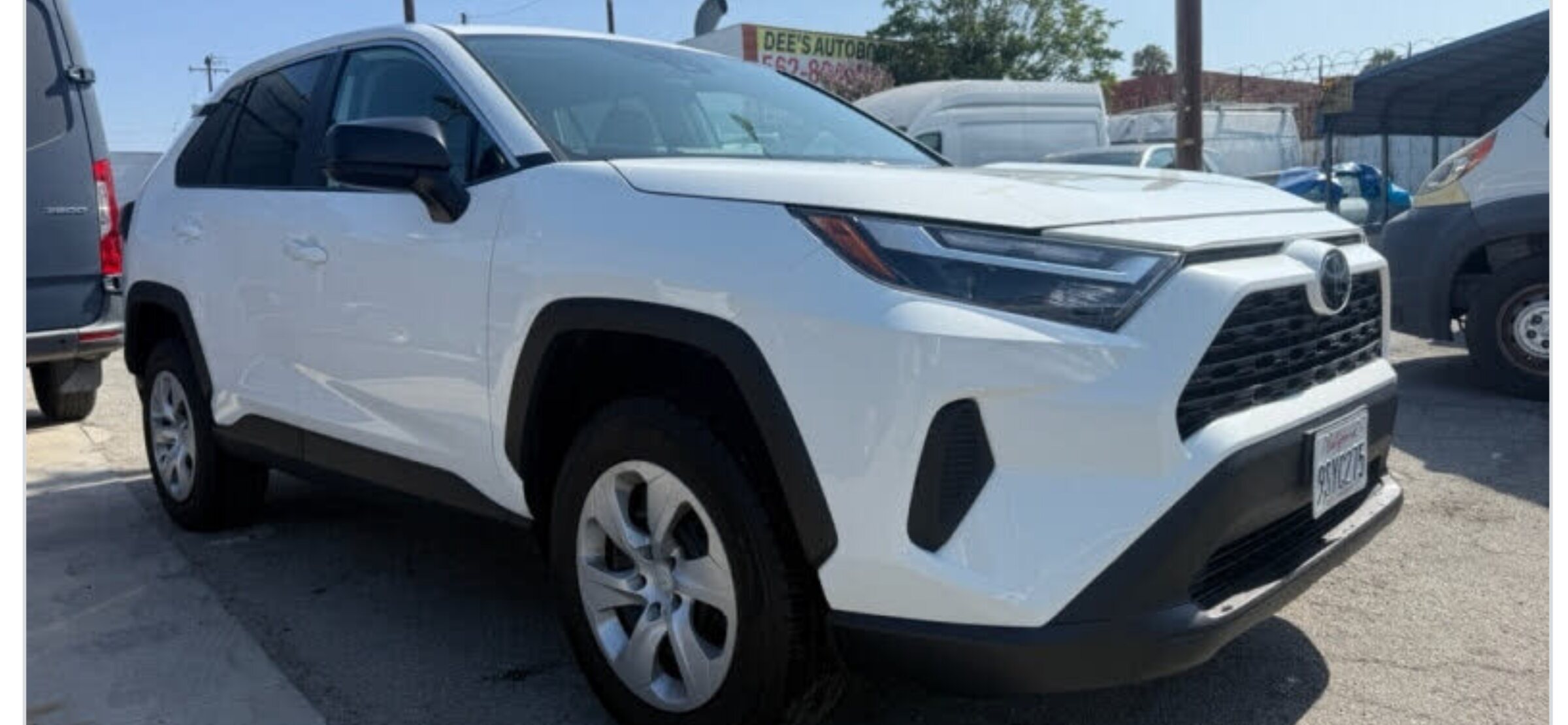 2025 Toyota RAV4 XLE